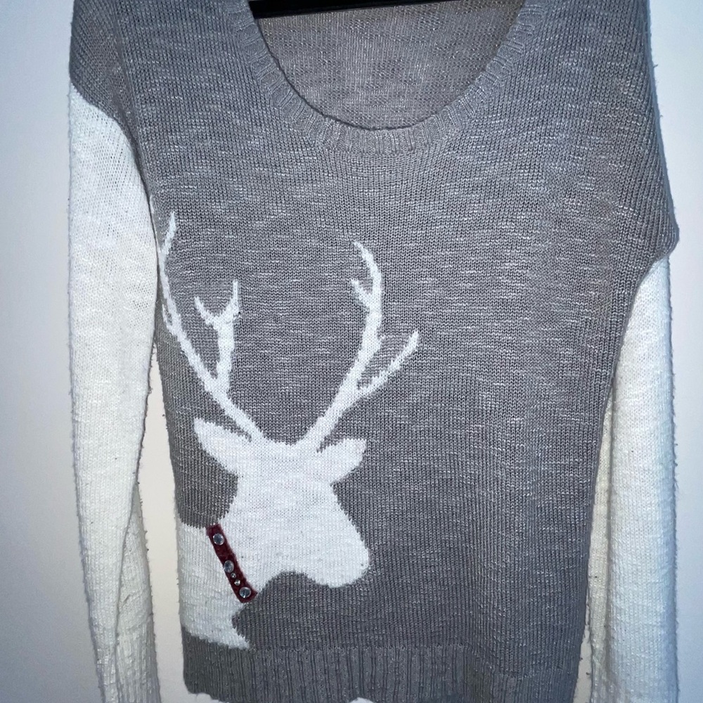 t/o Gray and Cream Reindeer Sweater